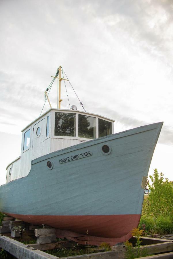 Le Triangle De L'Ile Otel Saint-Laurent-de-l'ile d'Orleans Dış mekan fotoğraf