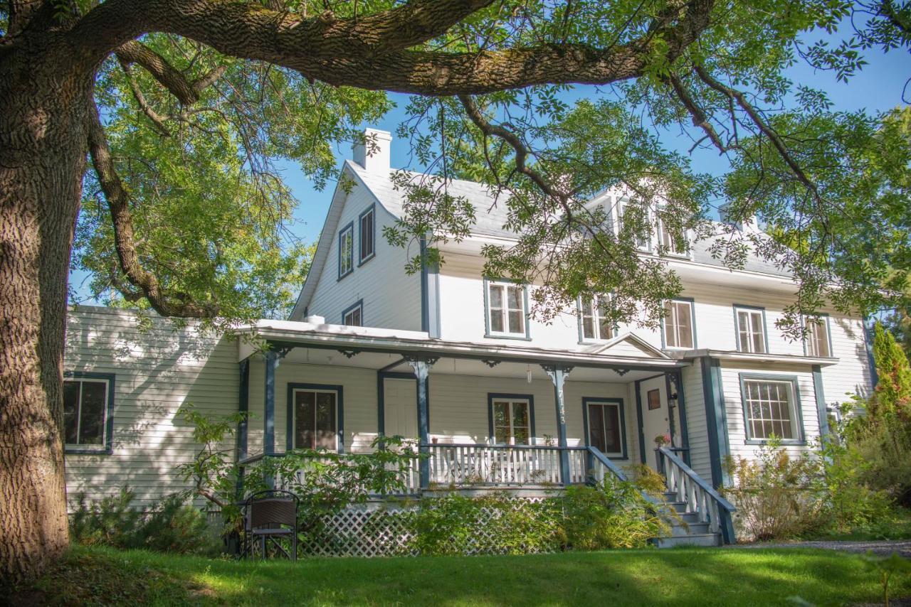 Le Triangle De L'Ile Otel Saint-Laurent-de-l'ile d'Orleans Dış mekan fotoğraf